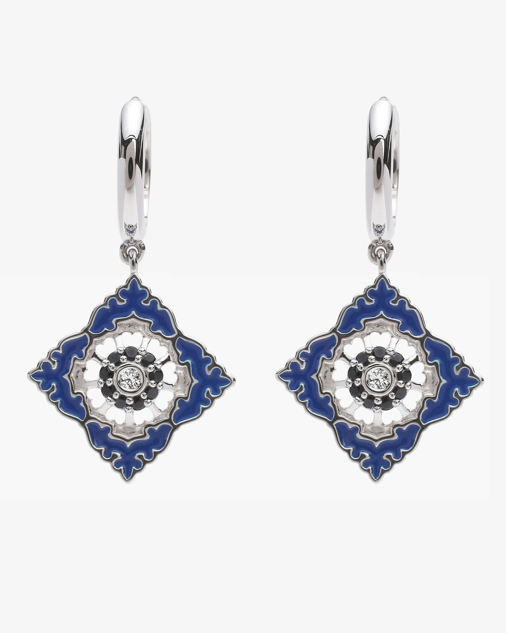 Boucles d'oreilles Ajrakh Bleu en argent 925 rhodié, diamant naturel et spinelle noire naturelle – Kaari Paris
